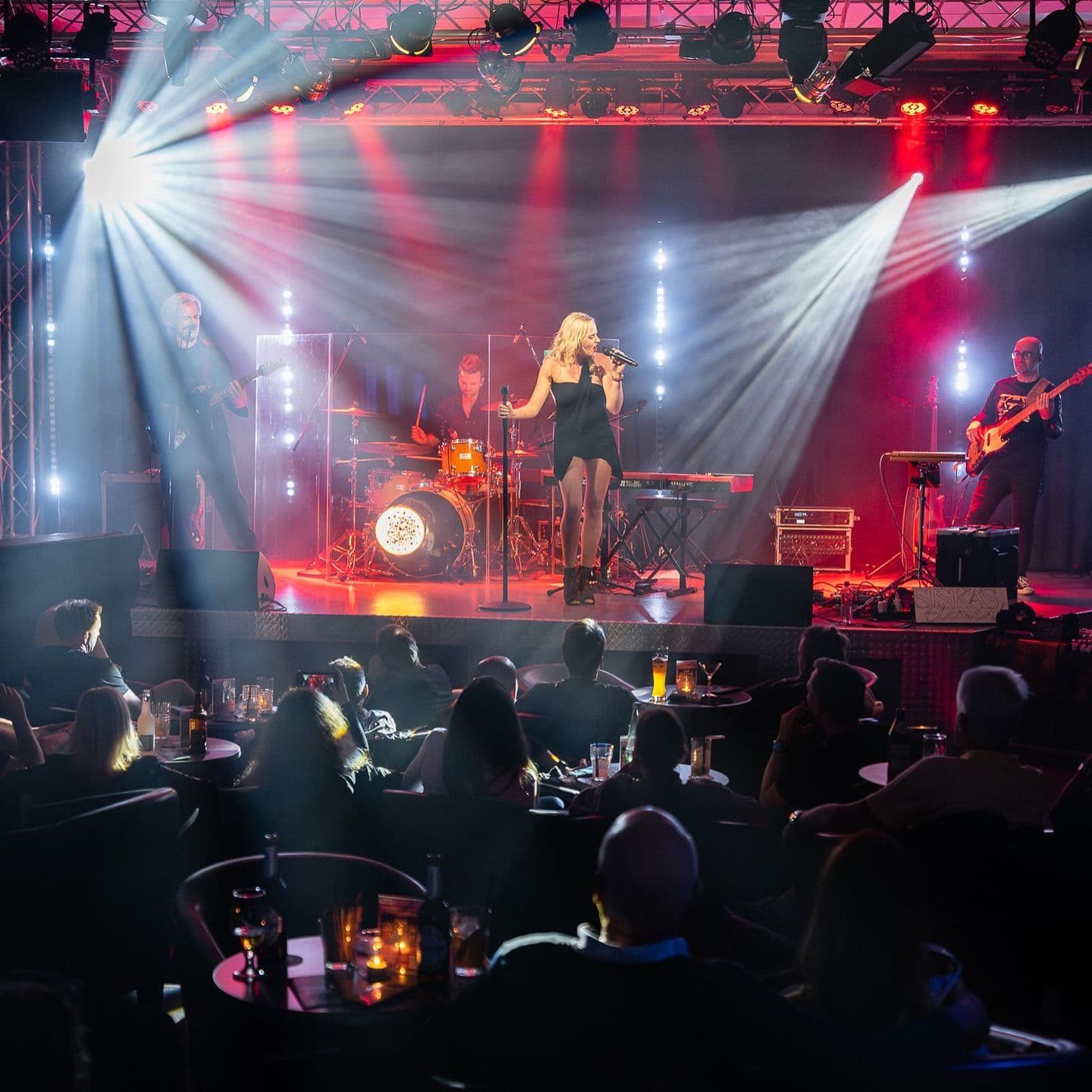 Performance at Club Krone: An Unforgettable Evening in Chemnitz